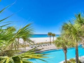LÀgenhet - flera sÀngar (Calypso 1-202) | Pool | UppvÀrmd pool