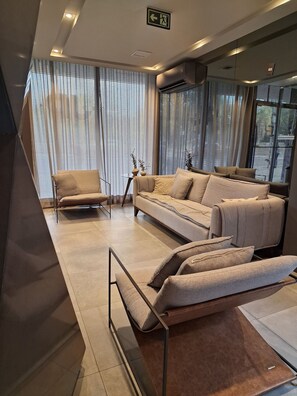 Basic Apartment | Living area - Jp redenção (Porto Alegre)