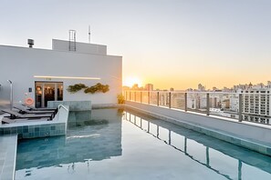 Basic Apartment | Pool | Outdoor pool - Jp redenção (Porto Alegre)