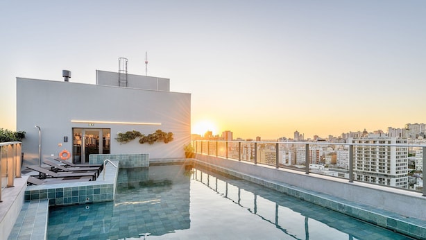 Outdoor pool - Jp redenção  (Porto Alegre)