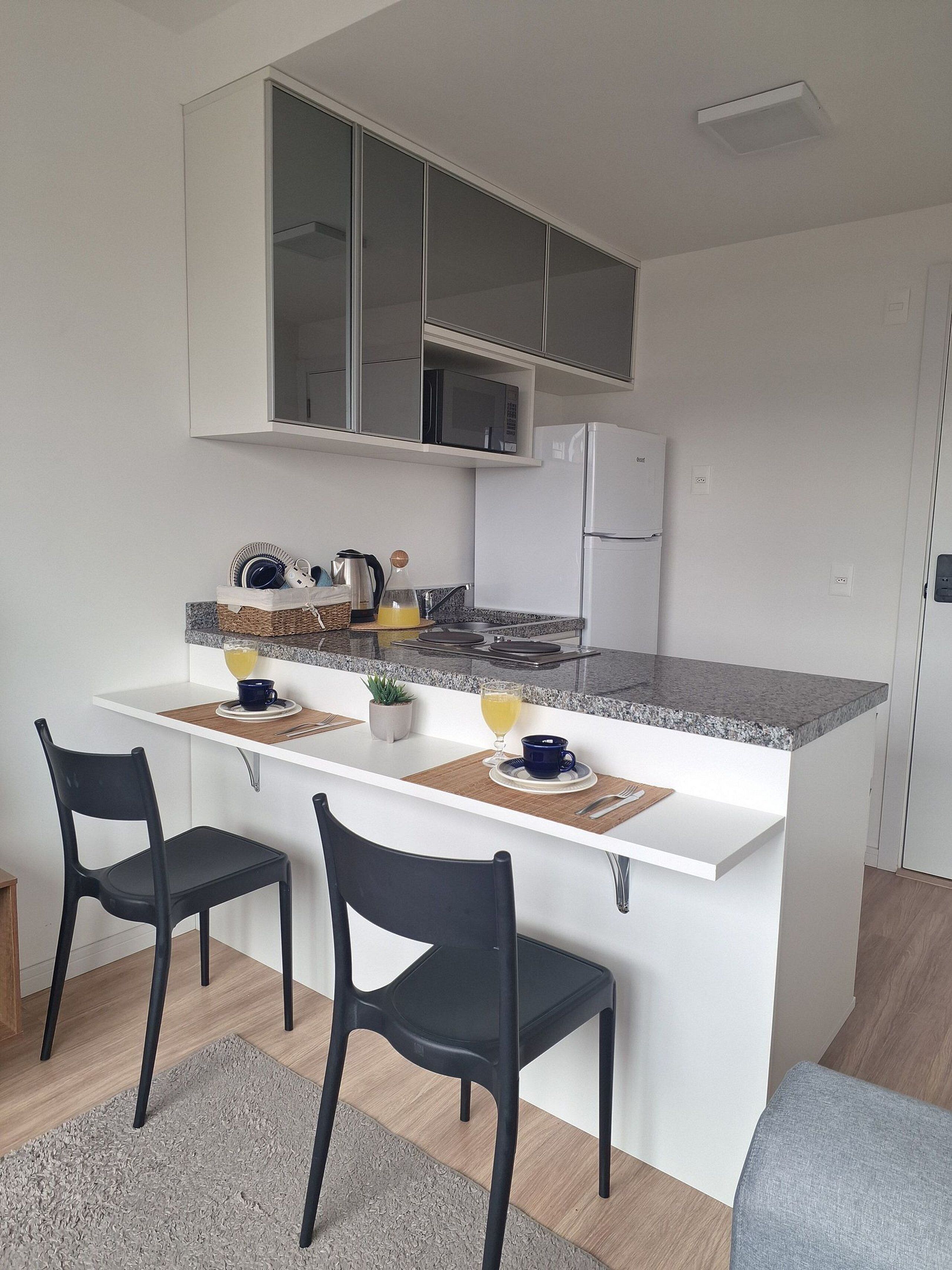 Basic Apartment | Private kitchen | Fridge, stovetop, cookware/dishes/utensils