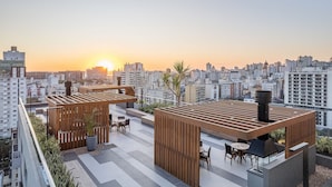 Outdoor dining - Jp redenção  (Porto Alegre)