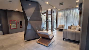 Eenvoudig appartement | Lobby