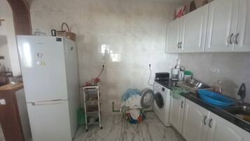 Micro-ondes, four, plaque de cuisson