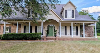 Serenity Springs! Luxury Retreat w/ Arcade, Pool, Sports & Chef's Kitchen
