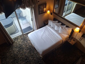 8 bedrooms, iron/ironing board, WiFi, bed sheets