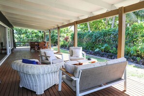 Superior-huvila, 3 makuuhuonetta, ilmastointi | Terassi/patio