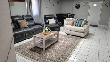 スマートテレビ、テーブルサッカー台