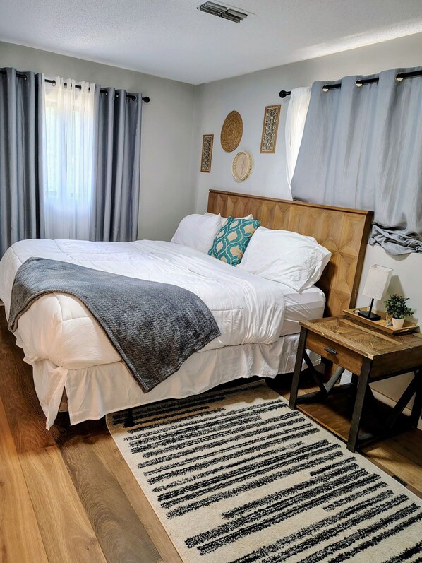 3 bedrooms, free WiFi, bed sheets