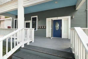 Exterior detail - Historic 3BR Near Riverwalk | Corporate/Relocation • Wi-Fi • W/D • 30+ Nights (San Antonio)