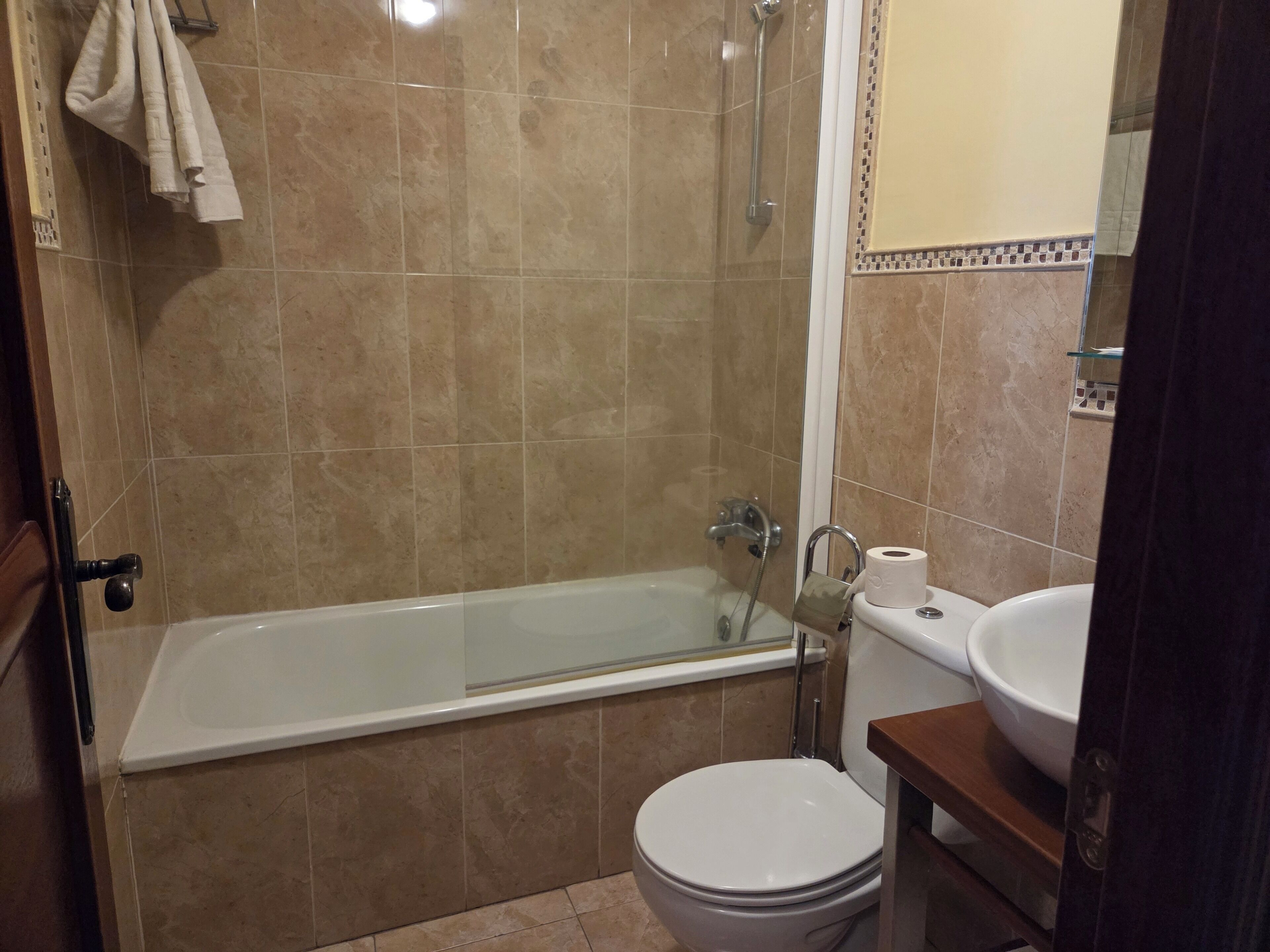 Double Room | Bathroom | Combined shower/tub, hair dryer, towels, soap