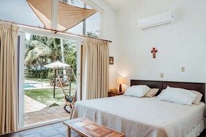 4 室のベッドルーム、WiFi、ベッドシーツ、車椅子でアクセスできる設備