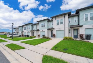 Exterior - Family Getaway + Parks Nearby + Resort Amenities - Davenport (Davenport)