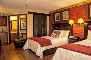 1 bedroom, iron/ironing board, Internet, bed sheets - Lodge Guest - Westgate River Ranch, Rodeo Show (River Ranch)