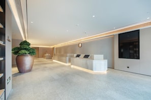 Lobby - Ji Hotel Guangzhou Modiesha Metro Station (Guangzhou)