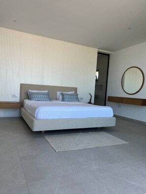 4 bedrooms, WiFi, bed sheets