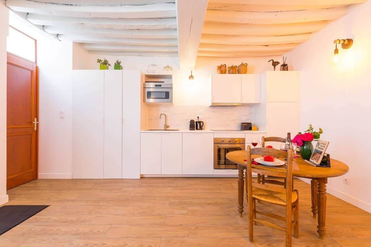 Refrigerador, microondas, horno y lavavajillas 