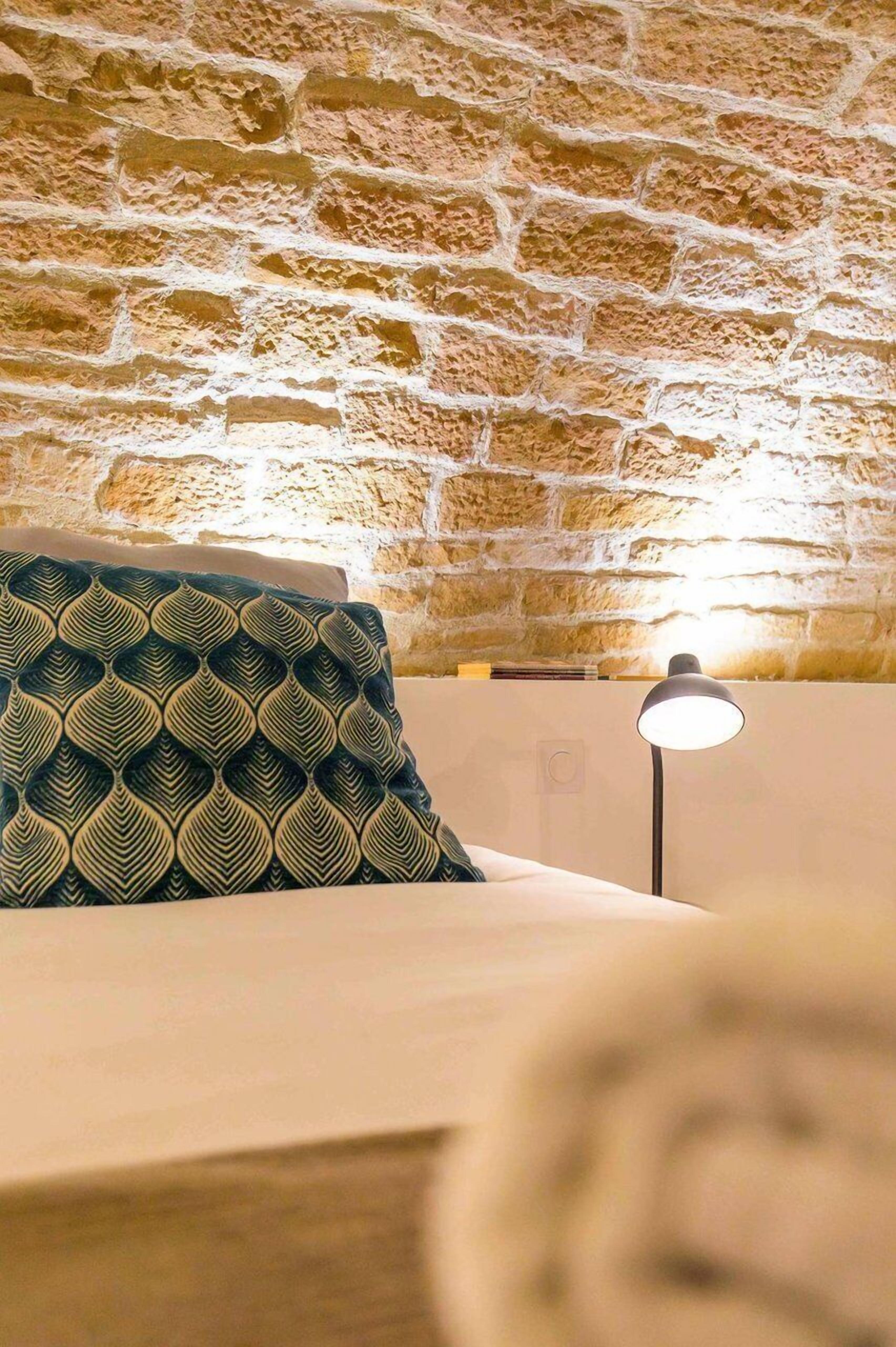 1 slaapkamer, een strijkplank/strijkijzer, gratis wifi, beddengoed