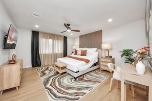 4 Schlafzimmer, Bügeleisen/Bügelbrett, kostenloses WLAN, Bettwäsche