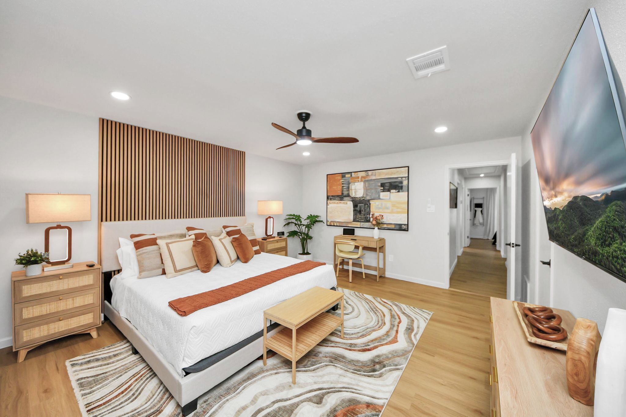 4 bedrooms, iron/ironing board, free WiFi, bed sheets