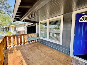 Terrace/patio - 3BR Woodlawn Home | Furnished Extended Stay Near Med Center (San Antonio)