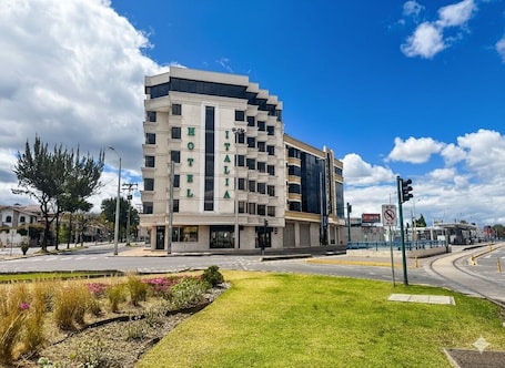 Vista desde la propiedad. Hotel Italia Cuenca