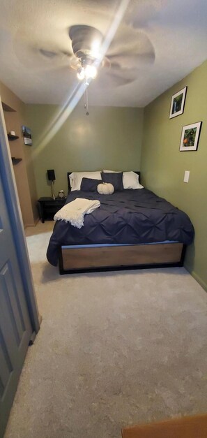 1 bedroom, iron/ironing board, free WiFi, bed sheets