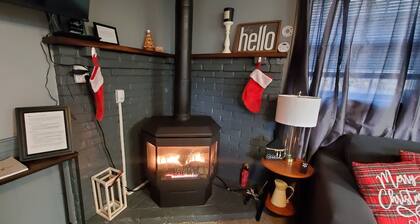 Stone's Throw Cabin moments away from the best of the Laurel Highlands!