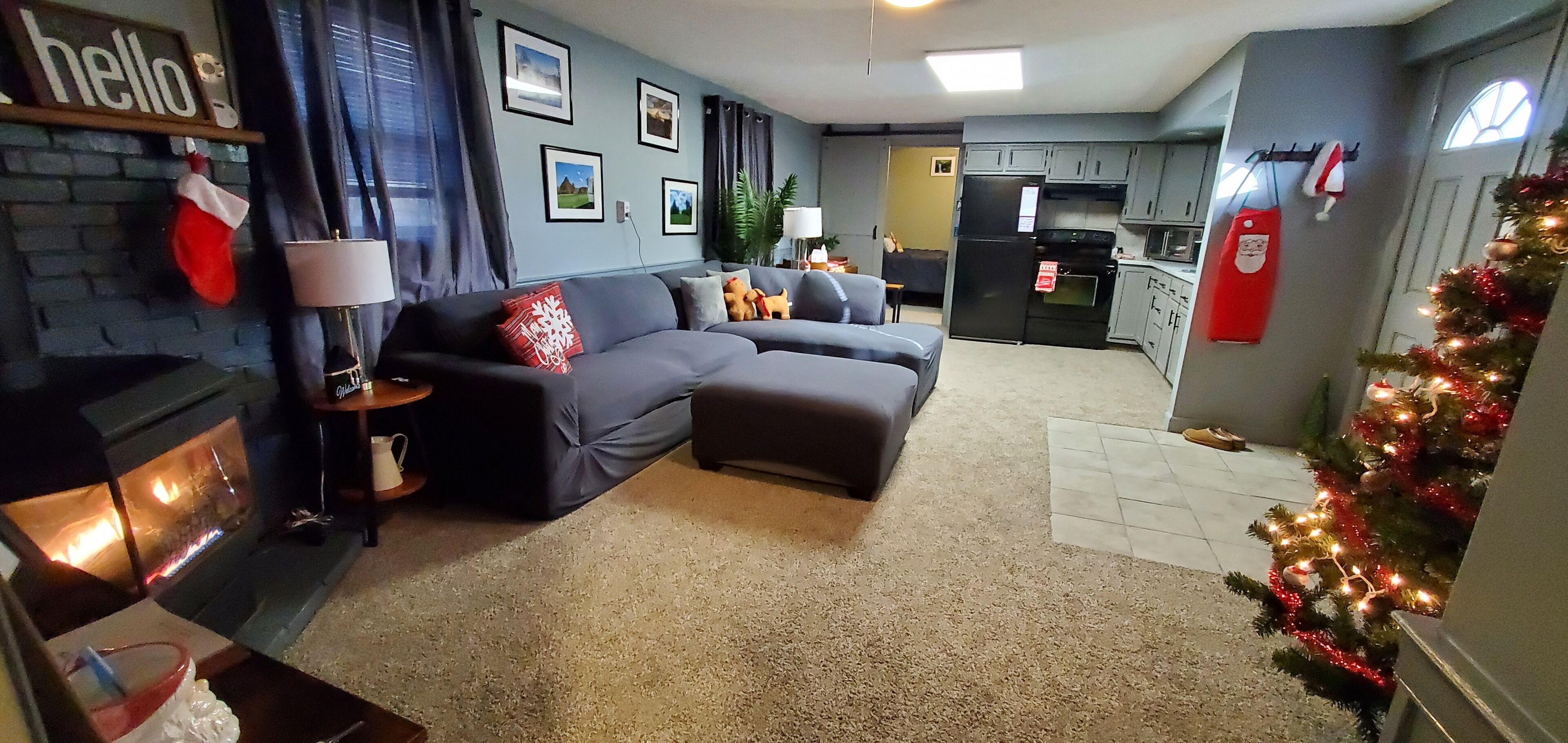 Télévision, cheminée