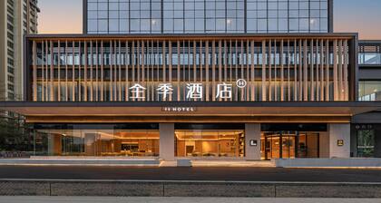 Ji Hotel Guangzhou Panyu Shiqiao Metro Station