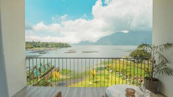 Vista al lago