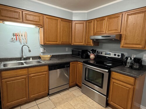 Terrific 3-bedroom apartment in Fairbanks