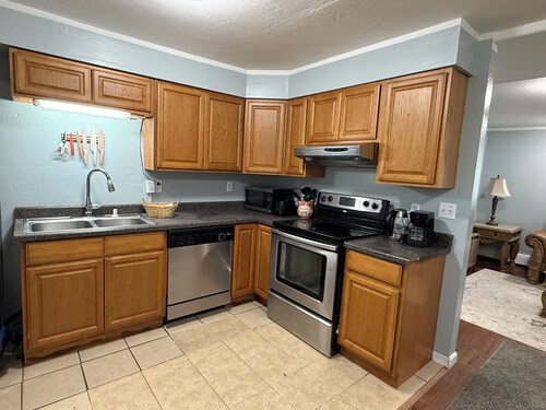 Terrific 3-bedroom apartment in Fairbanks