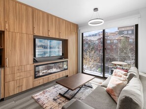 Smart TV, fireplace, video games, offices