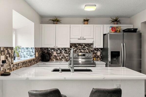 Microwave, oven, stovetop, dishwasher