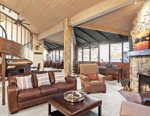 Smart TV, fireplace, DVD player