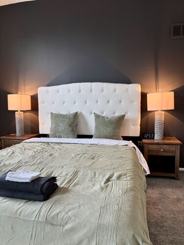  The Best of Cincinnati in This Stunning 3-Story Home with Incredible Views!