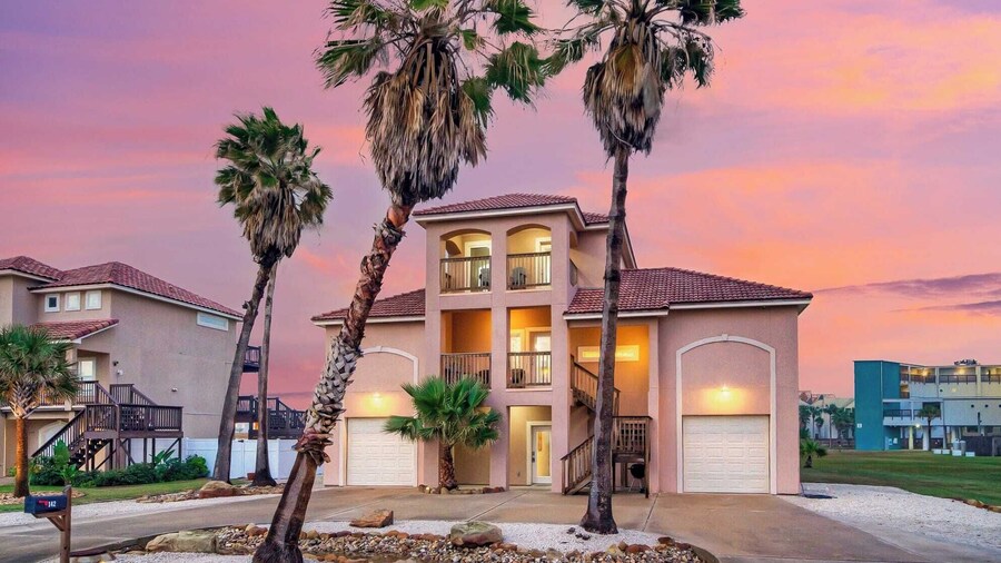 2 Homes, Sleeps 22 Steps to the Beach, Private Pool, Fire Pit, Balcony Views