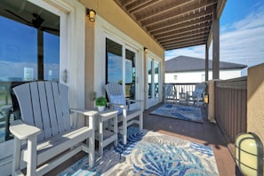 House (Multiple Bedrooms) | Interior - 2 Homes, Sleeps 22 Steps to the Beach, Private Pool, Fire Pit, Balcony Views (Port Aransas)