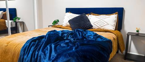 1 bedroom, iron/ironing board, WiFi, bed sheets