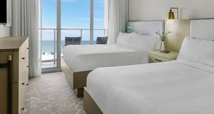 Charming 2-bedroom resort in lovely Marco Island with pool and beach access.