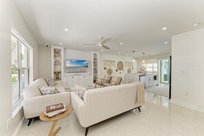 TV - Casa Spoonbill (Bradenton)