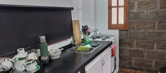 Departamento equipado completo, cómodo y céntrico.