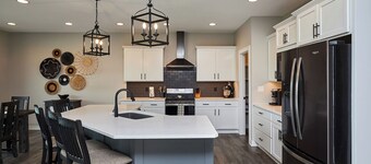 Group Friendly 4 Bed 3 Bath Home Sleeps 12 Close to Sports Complexes