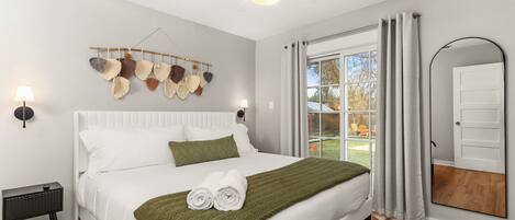 3 soverom, skrivebord, wi-fi og sengetøy