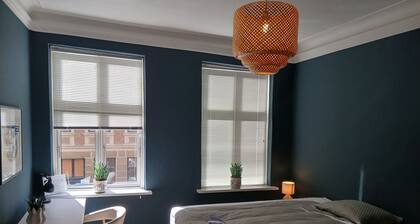 Greenbrook Blue Lounge