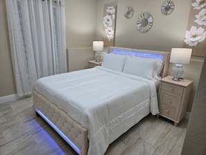 3 soverom, skrivebord, strykejern/-brett og wi-fi (inkludert)