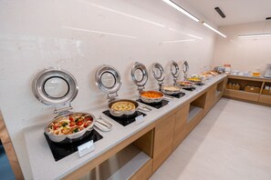 Her gün ücretli kahvaltı 