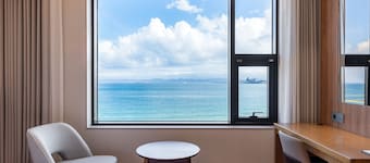 Pohang Yeongildae Beach Hotel