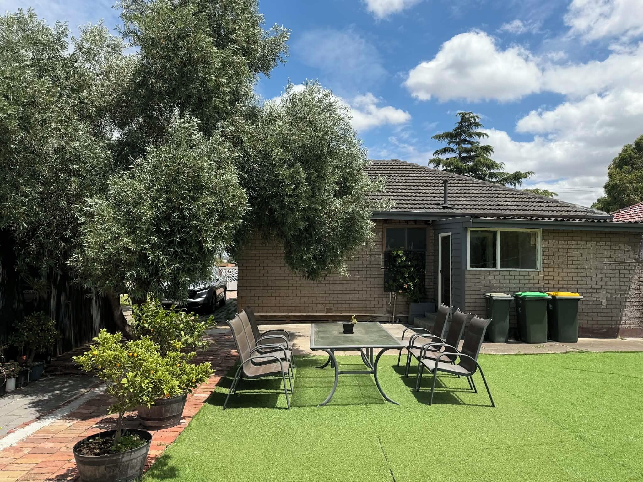 تناول الطعام بالخارج